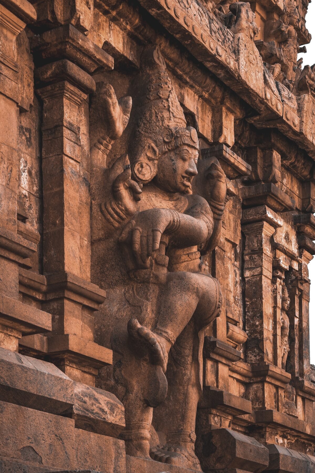 Une divinité gardienne dans le temple de Brihadeeswara à Tanjavur, Tamil Nadu